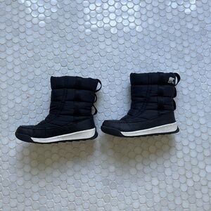 Sorel kids black snow boots (size 10)